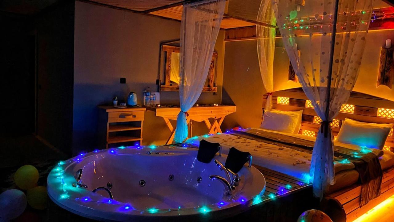 Heaven Vip Wooden Palace Bed & Breakfast Ardesen Exterior photo