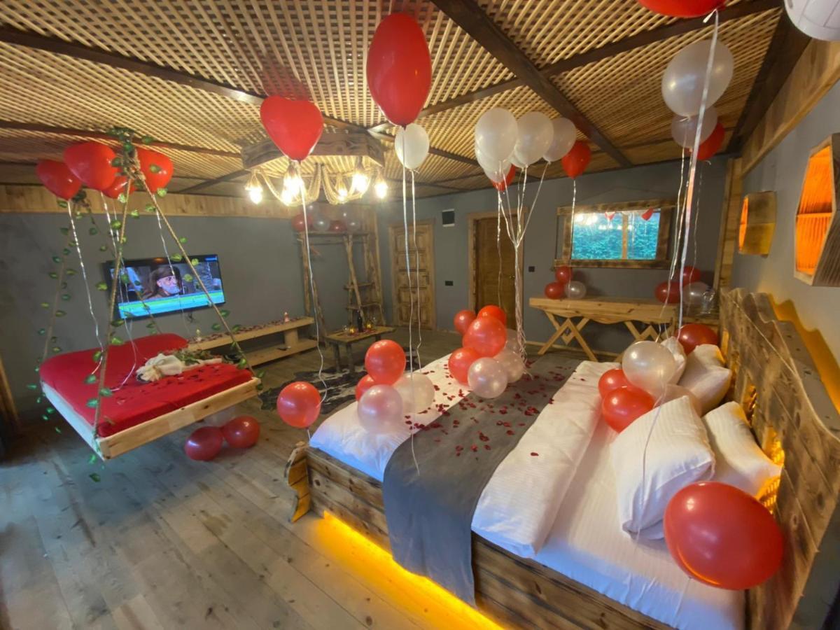 Heaven Vip Wooden Palace Bed & Breakfast Ardesen Exterior photo