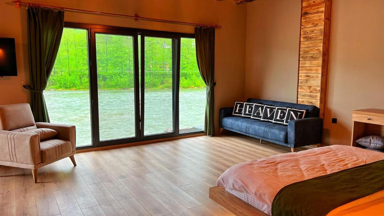 Heaven Vip Wooden Palace Bed & Breakfast Ardesen Exterior photo
