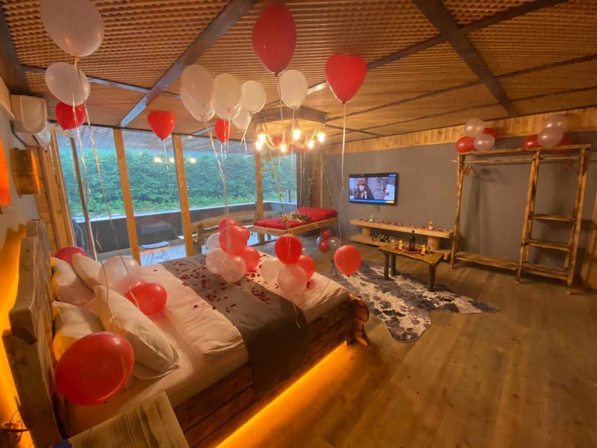 Heaven Vip Wooden Palace Bed & Breakfast Ardesen Exterior photo