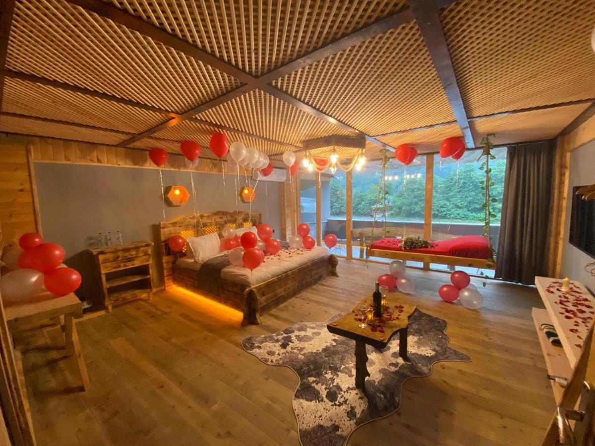 Heaven Vip Wooden Palace Bed & Breakfast Ardesen Exterior photo