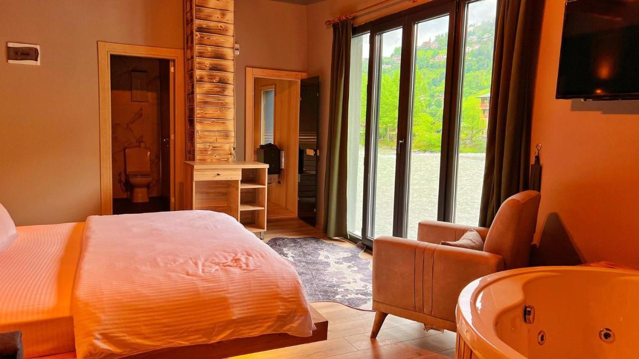Heaven Vip Wooden Palace Bed & Breakfast Ardesen Exterior photo
