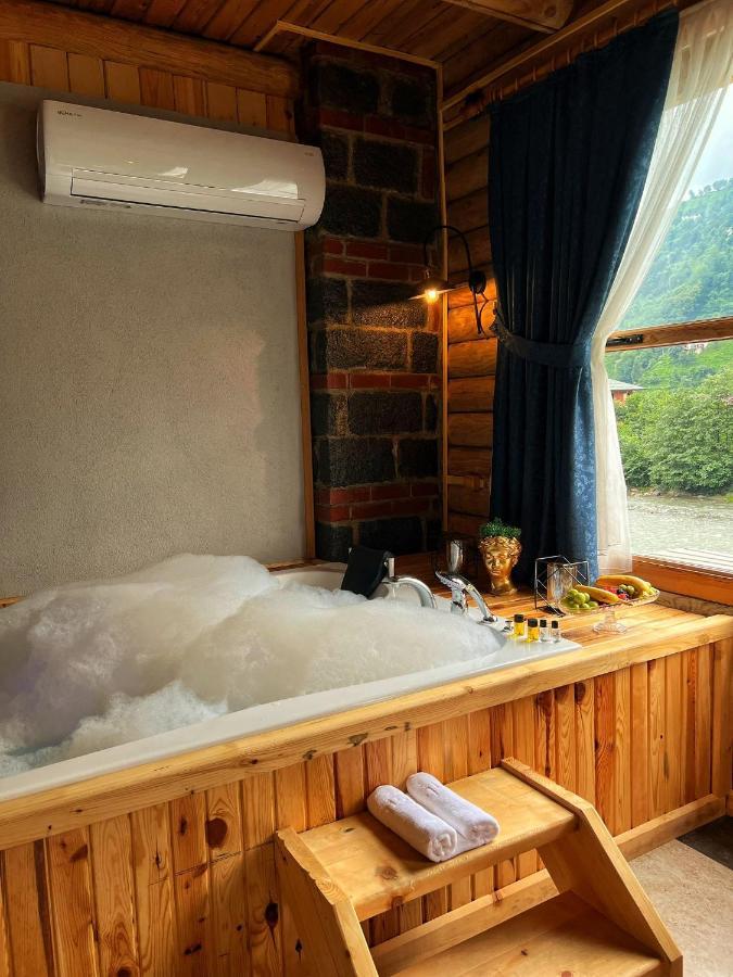 Heaven Vip Wooden Palace Bed & Breakfast Ardesen Exterior photo