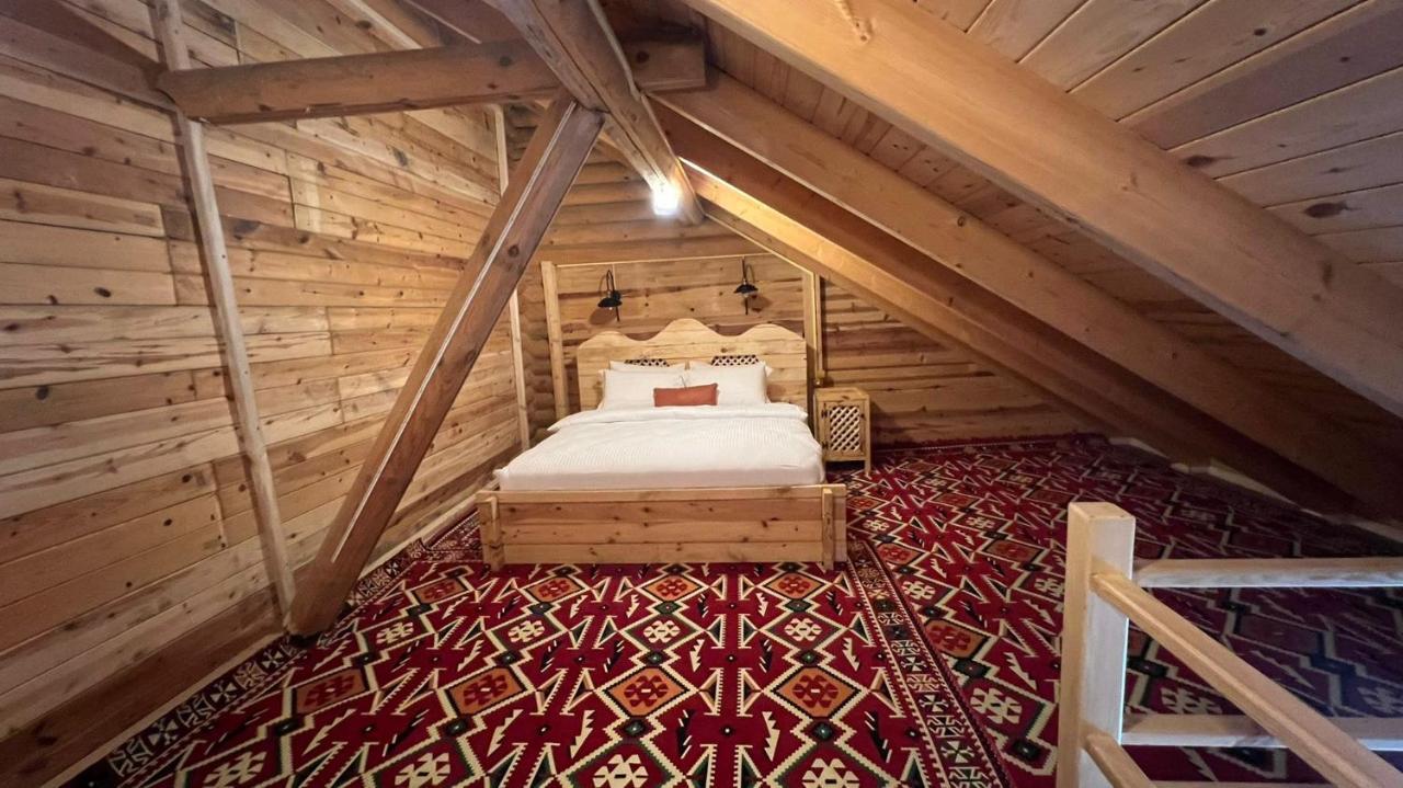 Heaven Vip Wooden Palace Bed & Breakfast Ardesen Exterior photo
